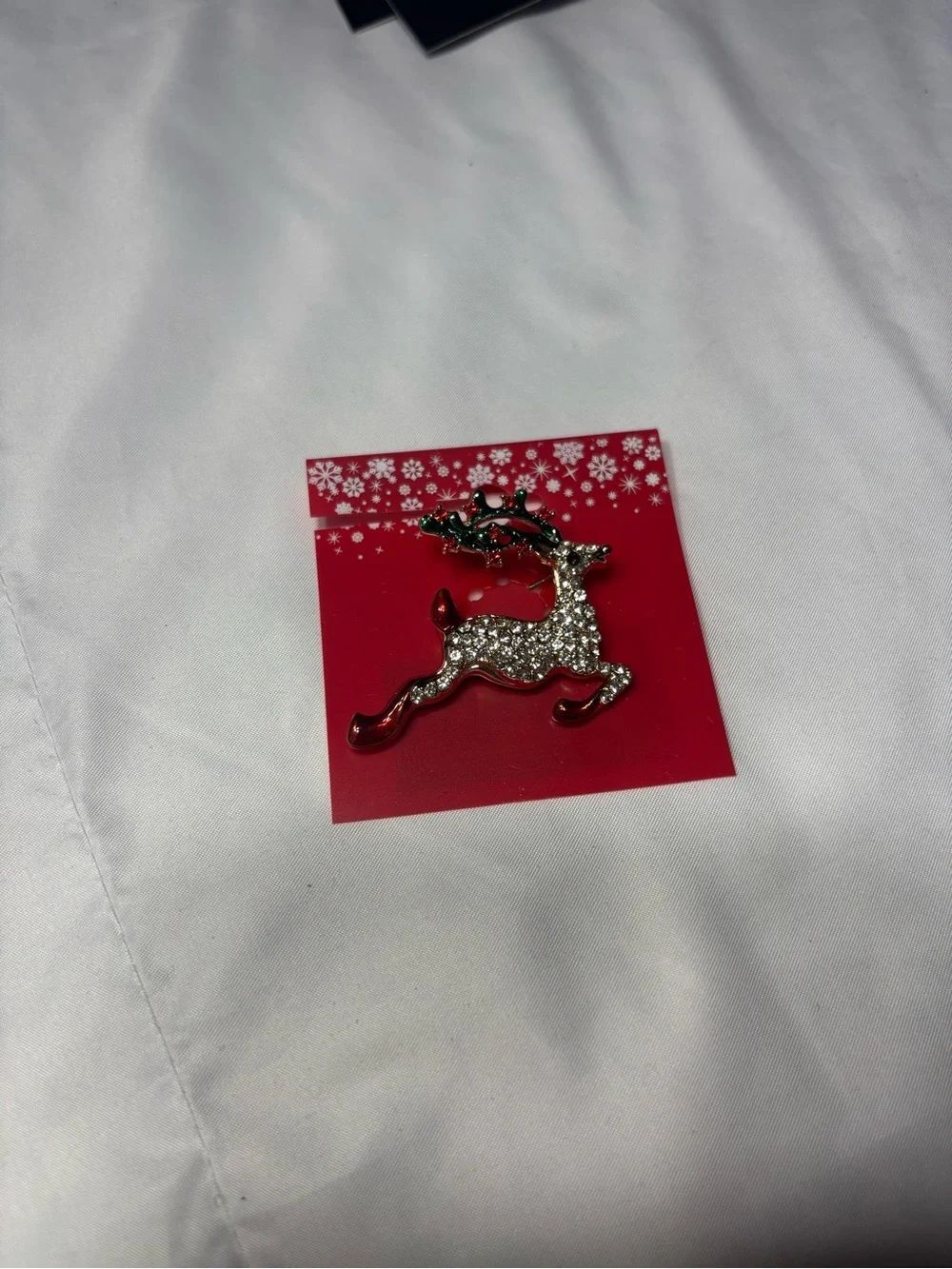 New Christmas Brooch Festive Rhinestone Reindeer Pin - Red and Silver